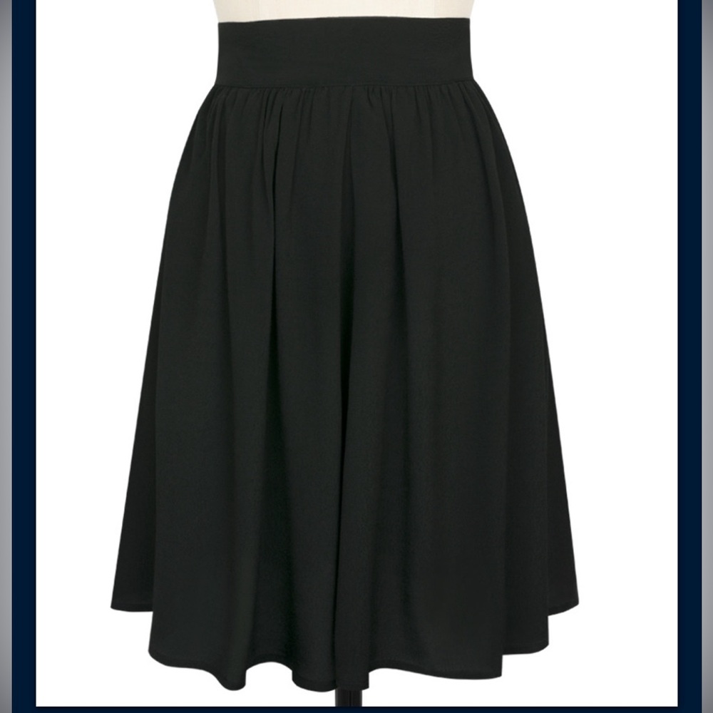 Trashy Diva Black CDC Classic Skirt size 2, fits size 4 (27” waist)
